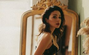 Ніжилася у ванній: Злата Огнєвіч розбурхала підписників спокусливими кадрами