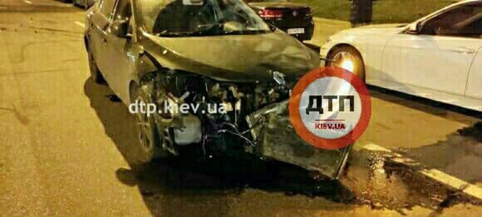 П'яний водій влаштував лобову ДТП на проспекті Науки у Києві: моторошні кадри з місця аварії - Київ П'яний водій влаштував лобову ДТП на проспекті Науки у Києві: моторошні кадри з місця аварії - Київ