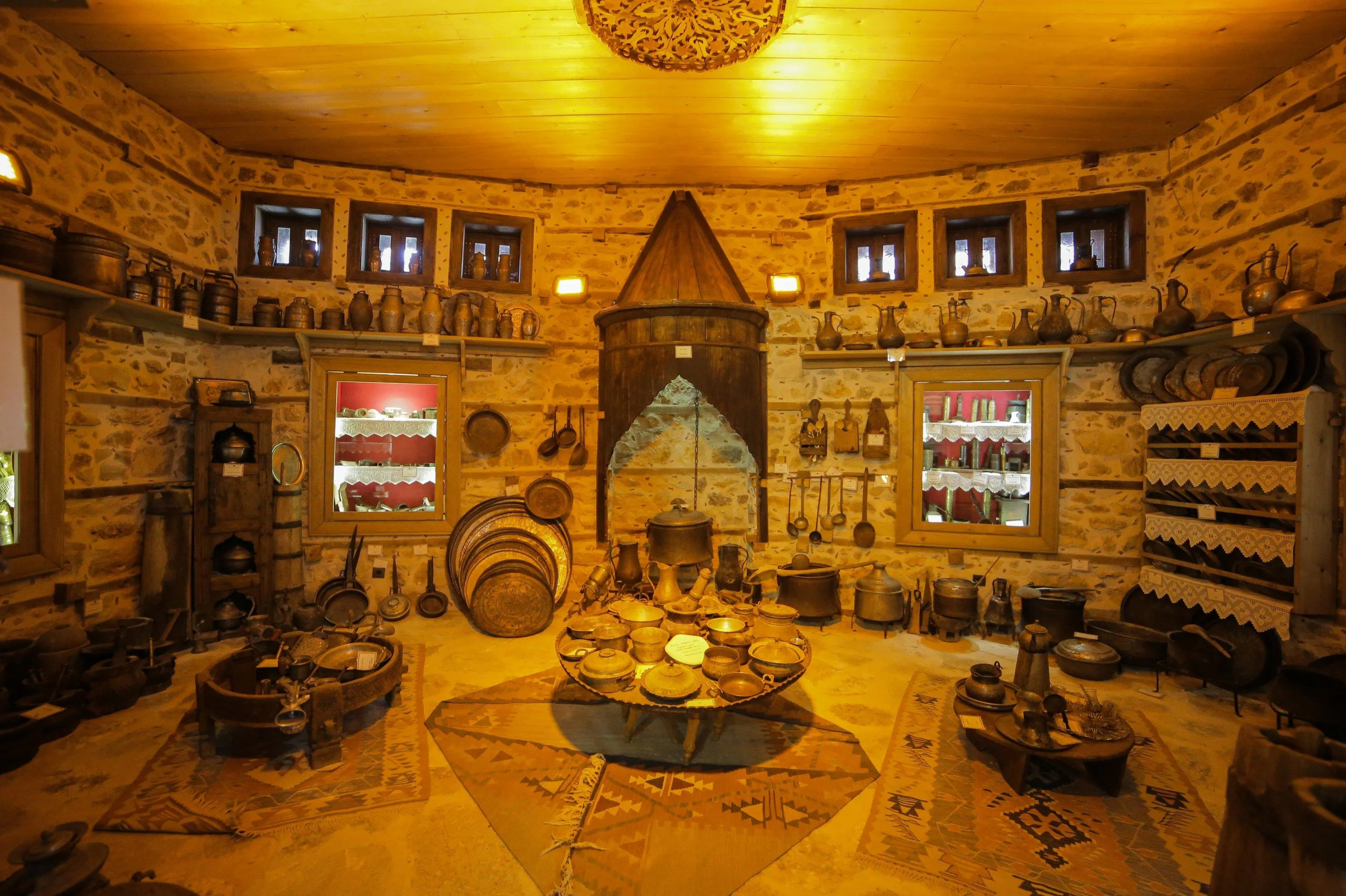 Унікальні будинки в Анталії Унікальні будинки в Анталії