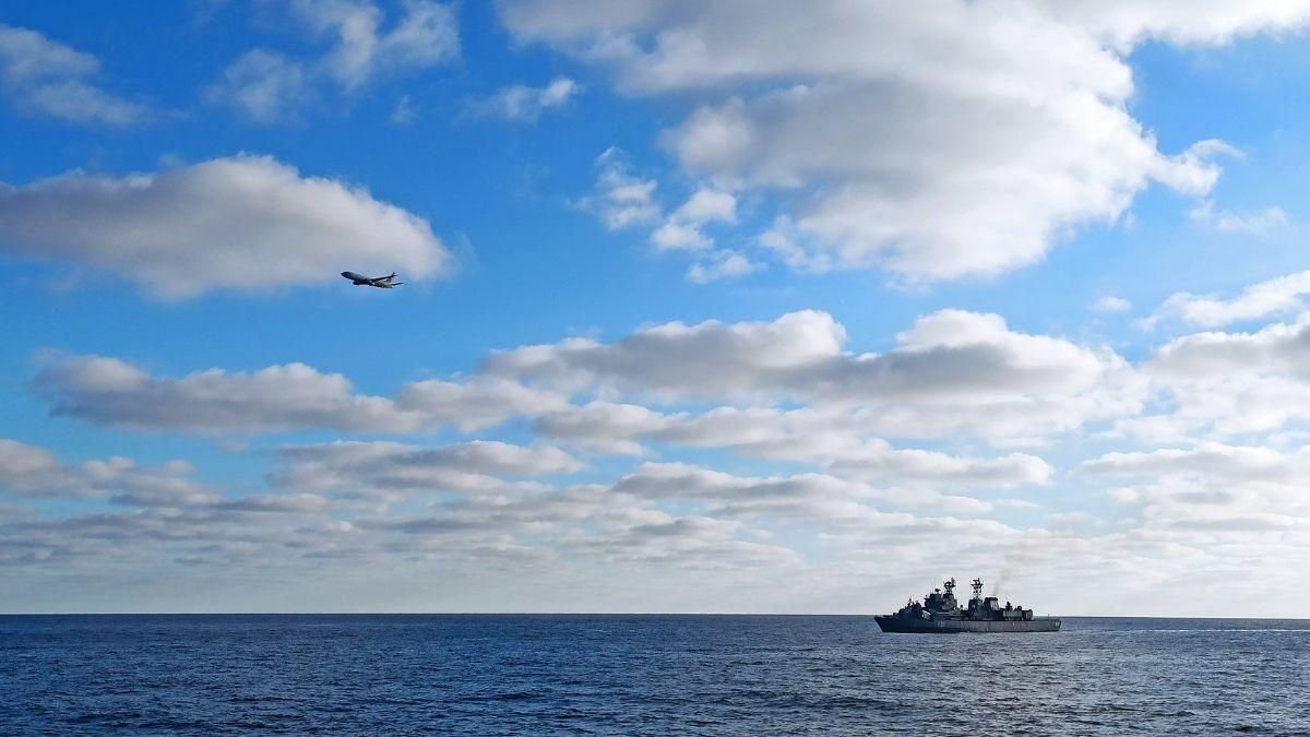 У Чорному морі перекинувся човен з людьми: є жертви й зниклий безвісти - Україна новини - 24 Канал