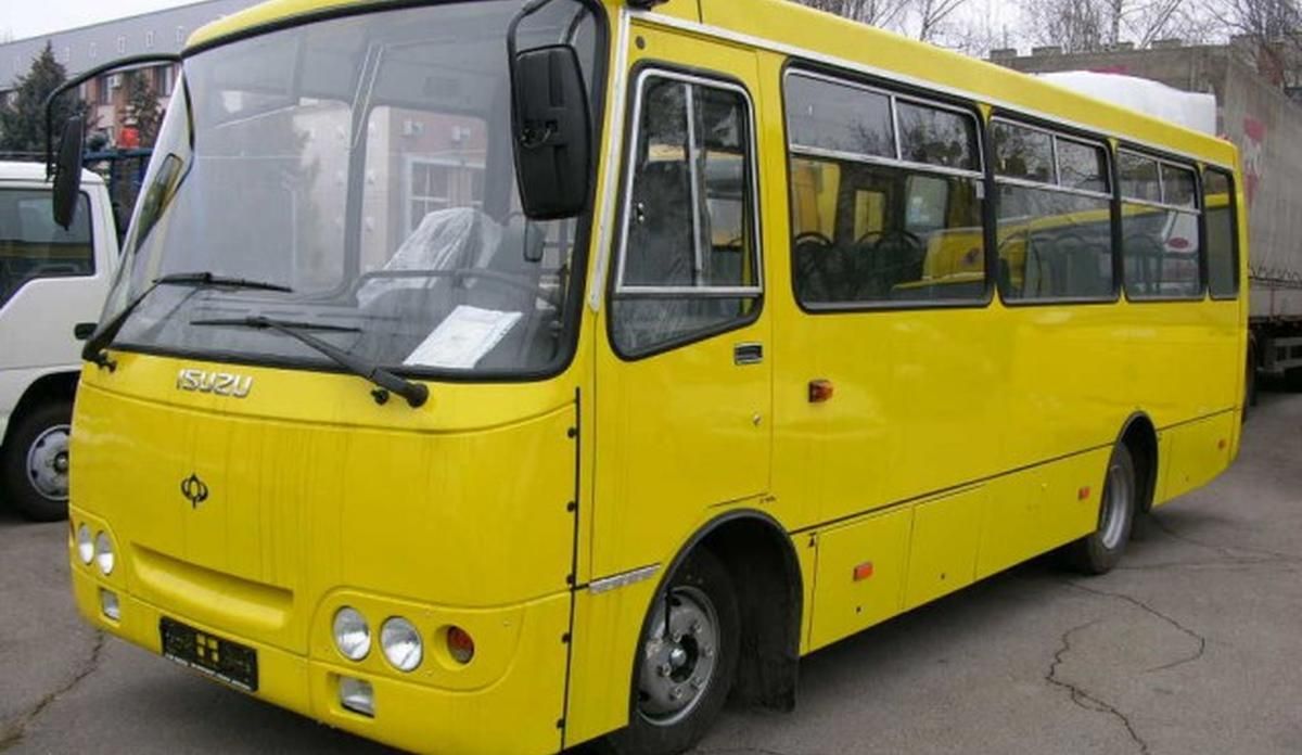 Родичі жінки, яка постраждала від маршрутника, вимагають компенсацію, перевізник відмовчується - Київ