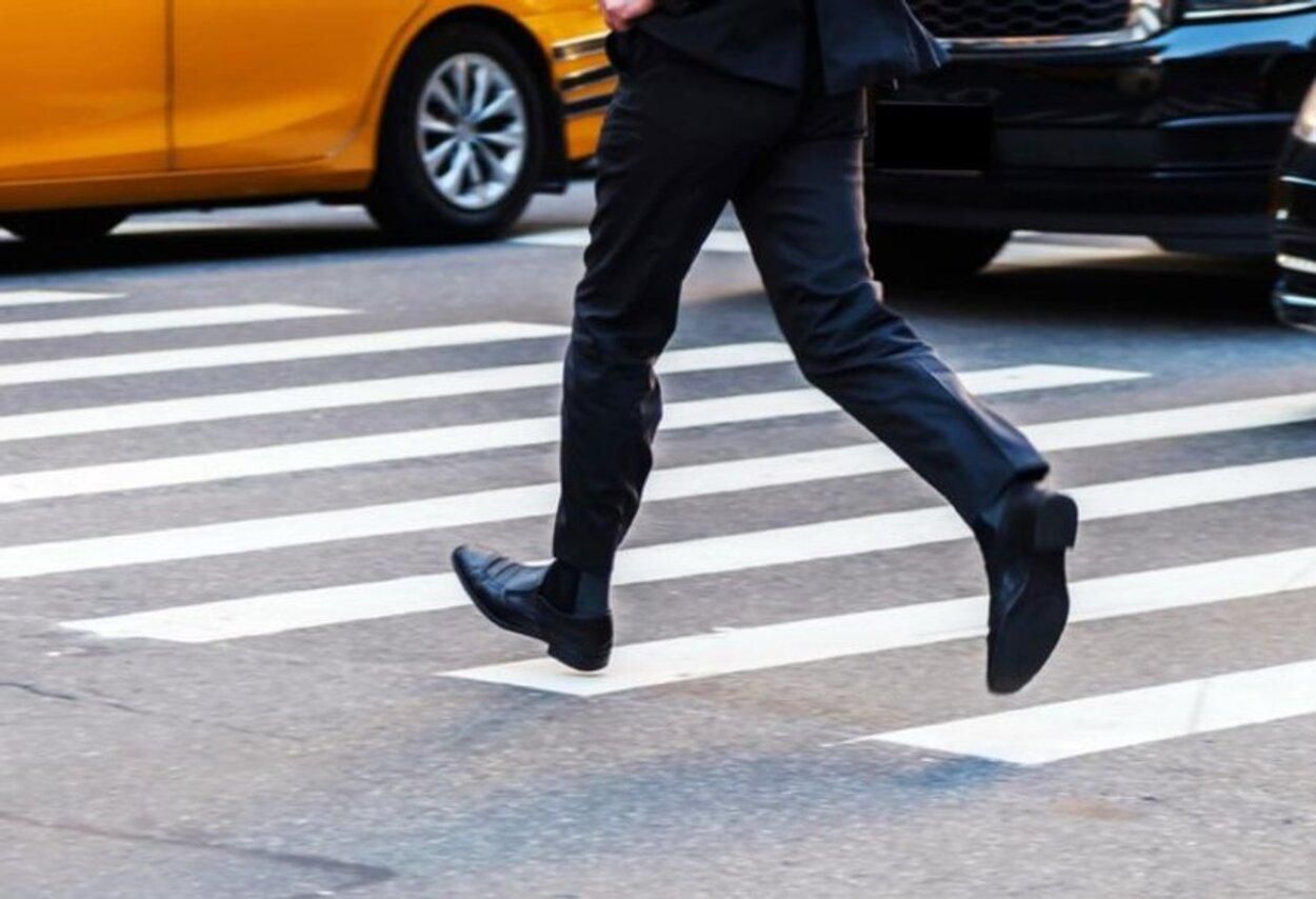 Пішохід виплатить чималу компенсацію водію, який збив його на переході у Львові - Свіжі новини Львова - Львів Пішохід виплатить чималу компенсацію водію, який збив його на переході у Львові - Свіжі новини Львова - Львів