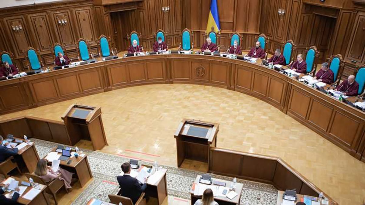 Судова мафія продовжує саботувати реформу, – юрист закликав владу не піддаватись на провокації - 24 Канал