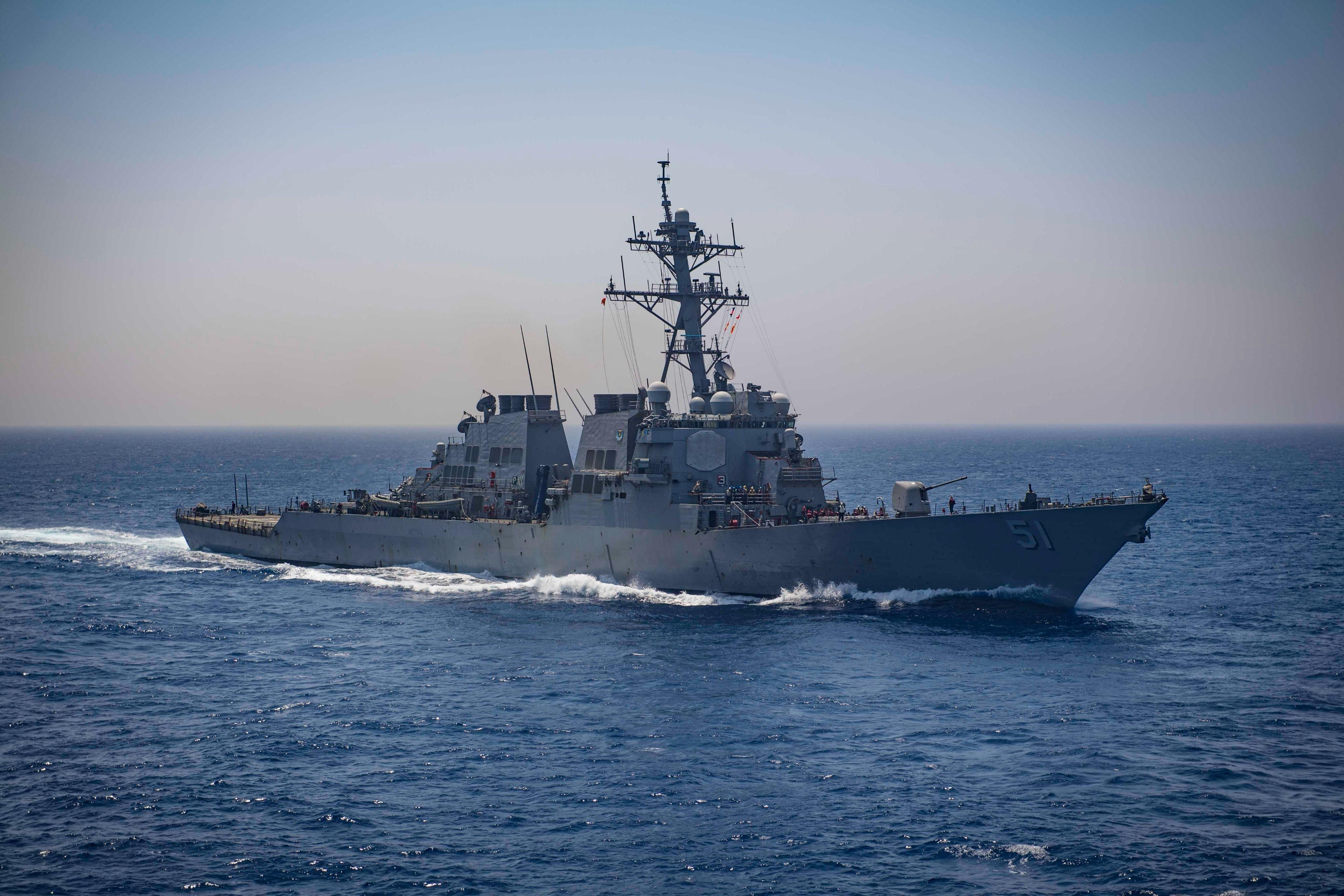 К Черному морю направляется американский ракетный эсминец: первое фото