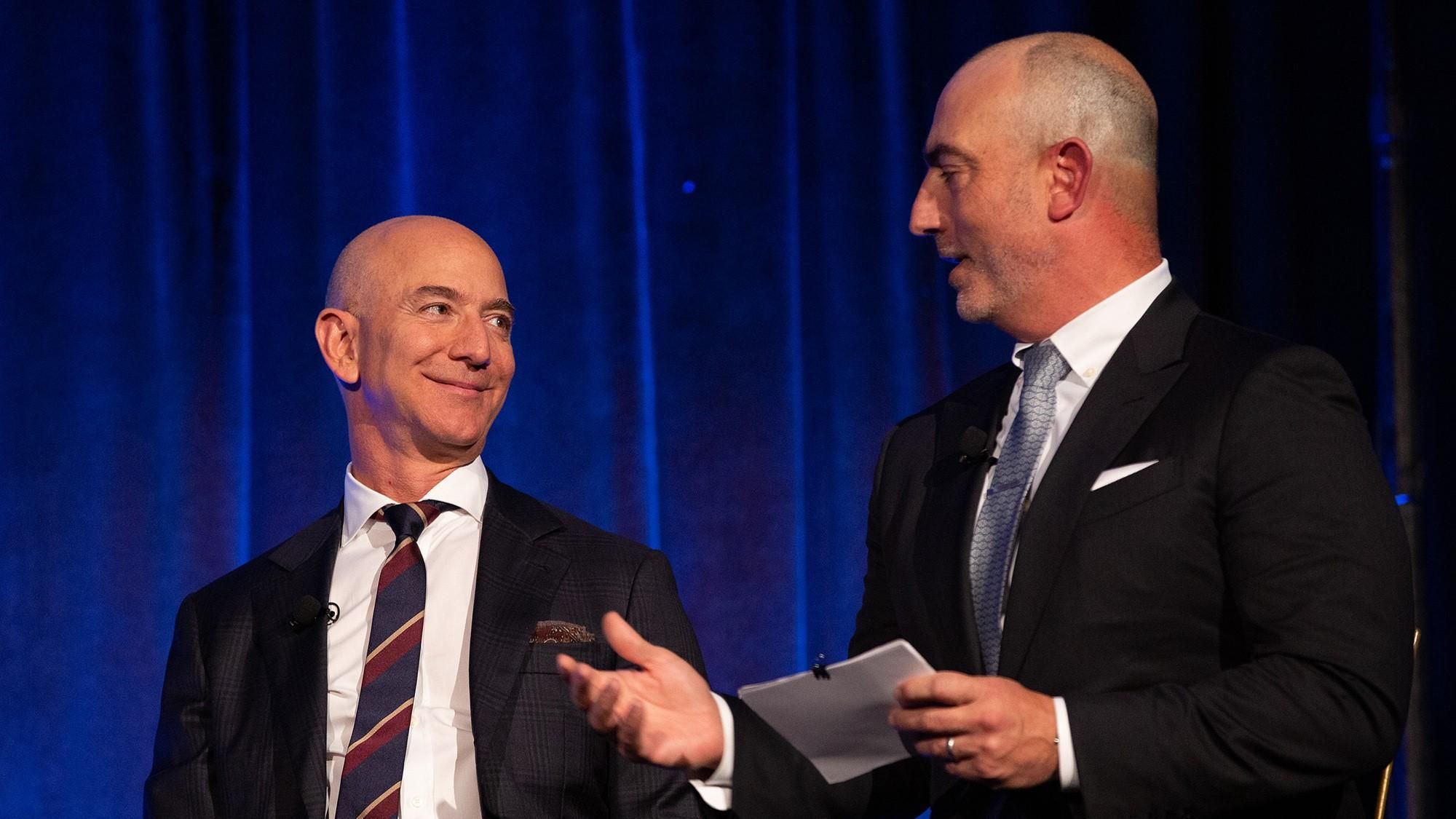 Брати Джефф і Марк Безоси Брати Джефф і Марк Безоси