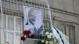 В Харькове простились с узником концлагерей Малицким: фото церемонии прощания