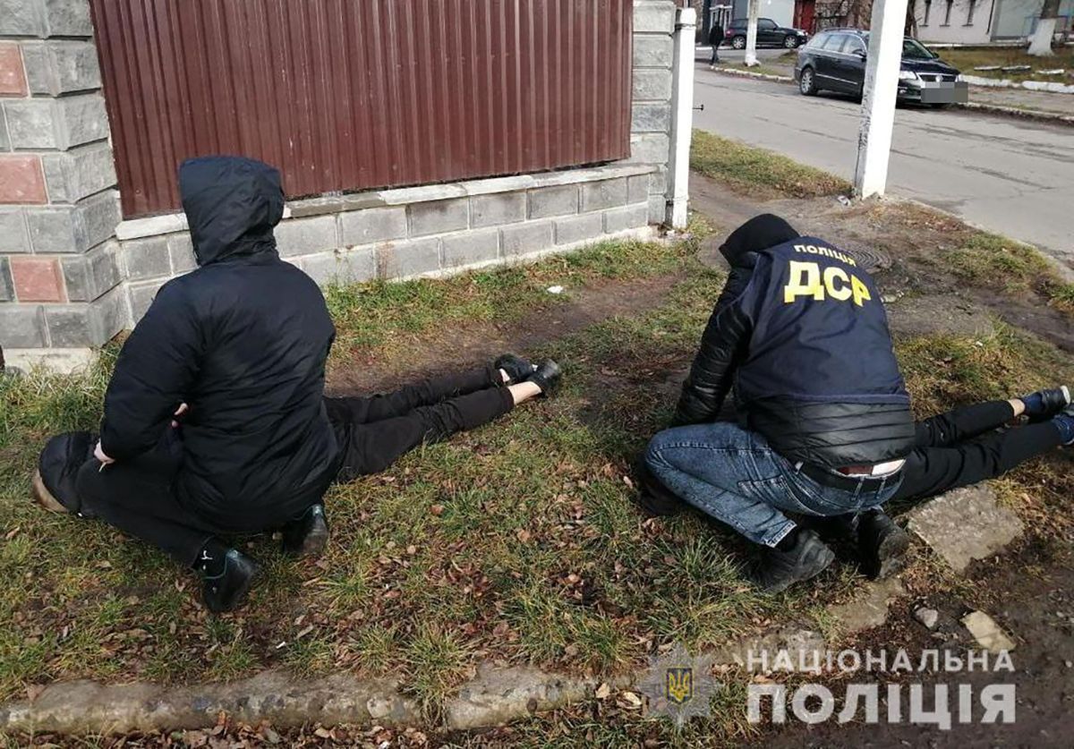 На Волыни заживо "похоронили" мужчину, чтобы не возвращать ему долги