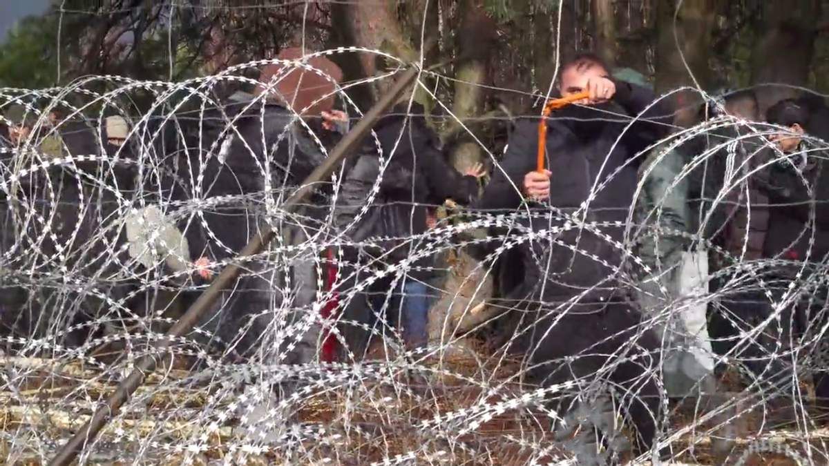 В Польше предполагают, что Лукашенко направит миграционный поток в Украину