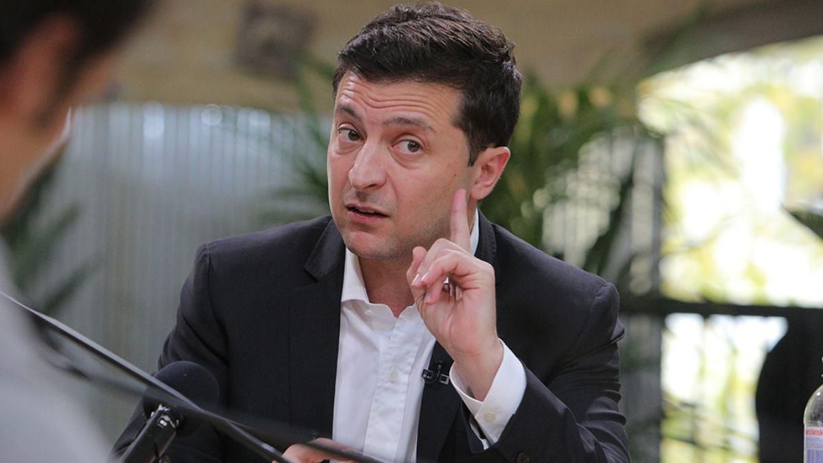 Президентський вертоліт зламався, тому взяли гвинтокрил ДСНС, – Зеленський про польоти в Гуту - Гарячі новини - 24 Канал Президентський вертоліт зламався, тому взяли гвинтокрил ДСНС, – Зеленський про польоти в Гуту - Гарячі новини - 24 Канал