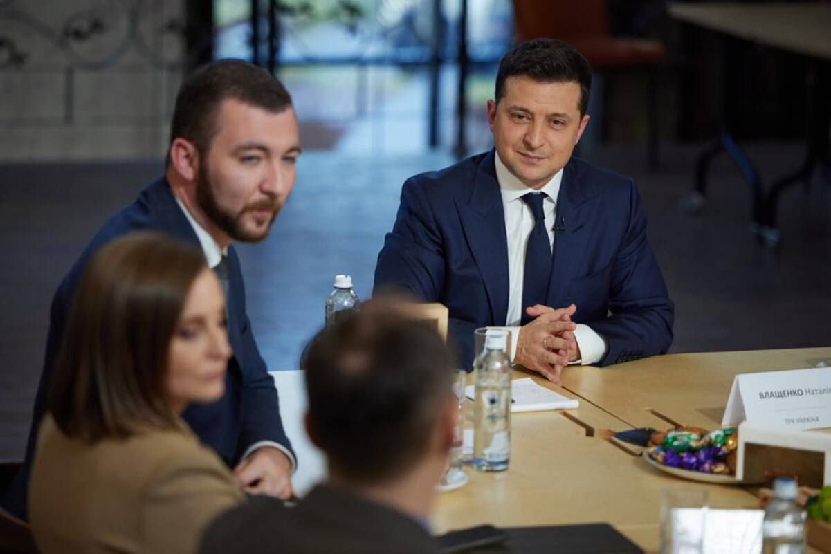 Существует риск эскалации из-за закона о переходном периоде, – Зеленский Существует риск эскалации из-за закона о переходном периоде, – Зеленский