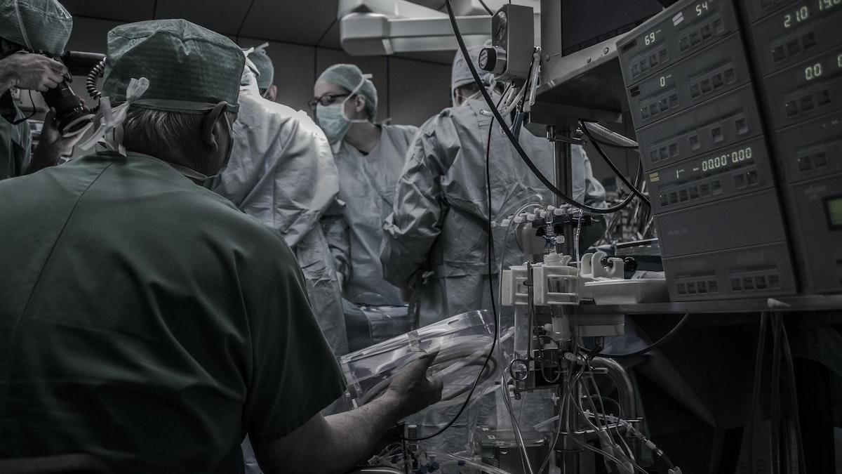 У родителей и медиков разные версии: в Черкассах 3-летний мальчик получил ожоги на операции - Новости Черкасс сегодня - 24 Канал У родителей и медиков разные версии: в Черкассах 3-летний мальчик получил ожоги на операции - Новости Черкасс сегодня - 24 Канал