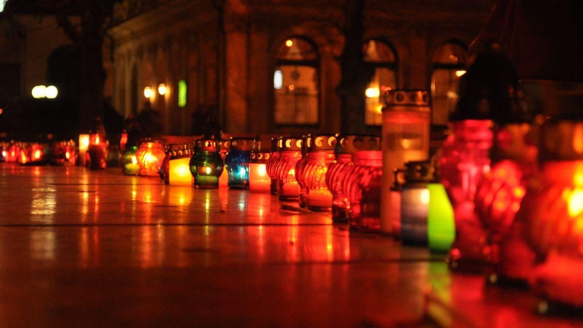 Міжнародний форум та зведення пам'ятників: Зеленський визначив заходи до роковин Голодомору - Україна новини - 24 Канал Міжнародний форум та зведення пам'ятників: Зеленський визначив заходи до роковин Голодомору - Україна новини - 24 Канал