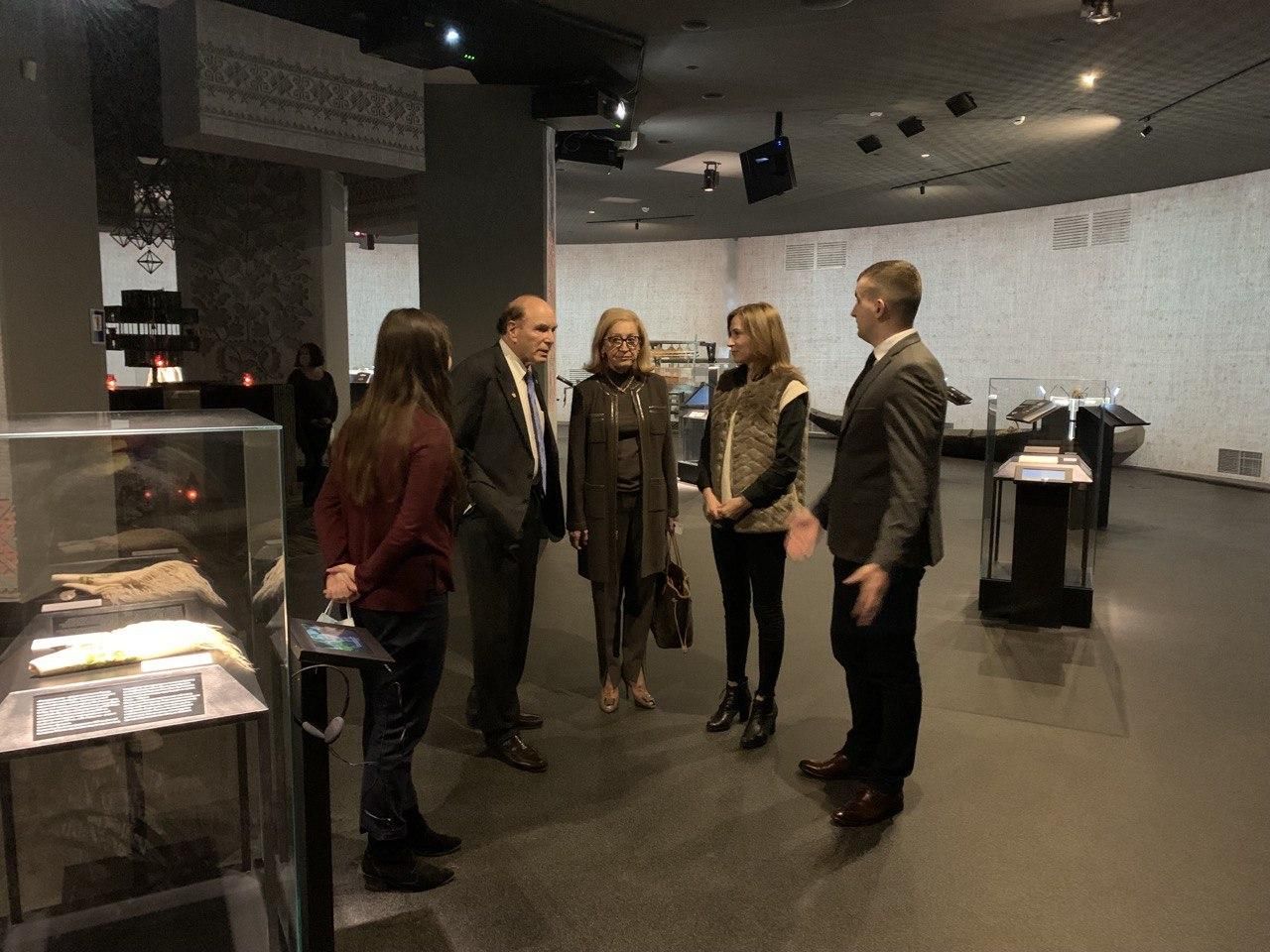 Режим Путина пытается это скрыть, – бывший конгрессмен США об ужасах Голодомора Режим Путина пытается это скрыть, – бывший конгрессмен США об ужасах Голодомора