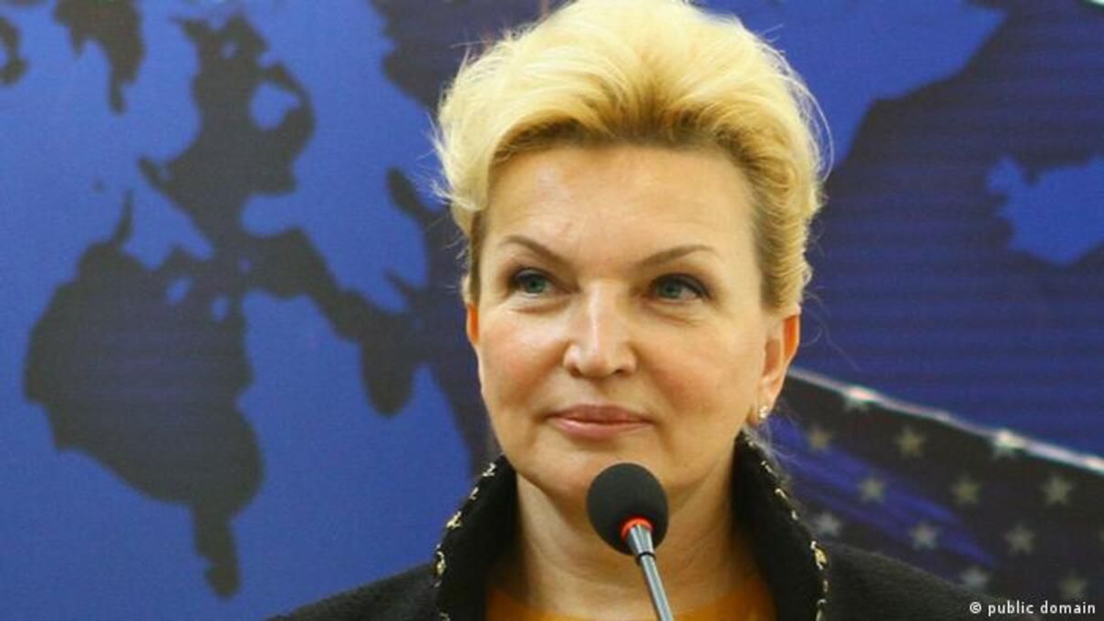 Суд разрешил Богатыревой вернуться на госдачу, откуда ее выселил СНБО Суд разрешил Богатыревой вернуться на госдачу, откуда ее выселил СНБО