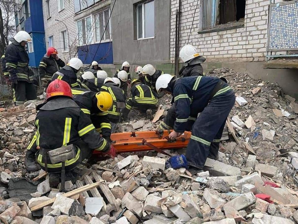 ГСЧС закончила поисково-спасательную операцию в доме в Новой Одессе