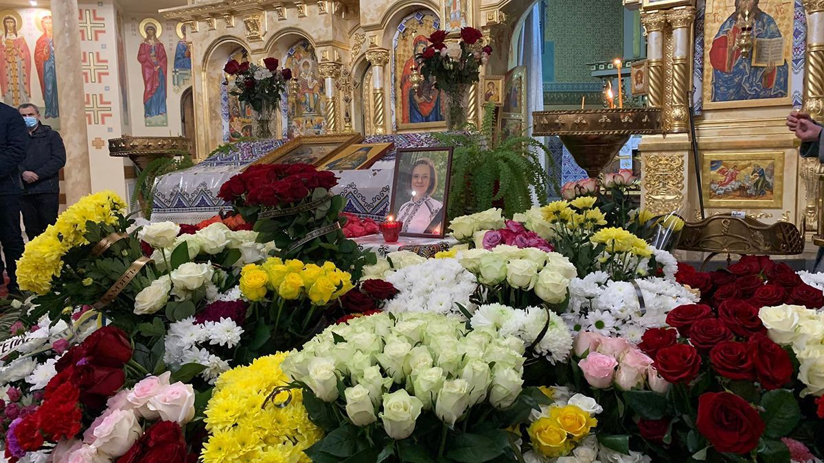 Похорон Любомири Мандзій: фото та відео 29 листопада 2021 Похорон Любомири Мандзій: фото та відео 29 листопада 2021