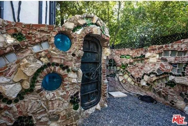 Леді Гага продала свій будинок у Голлівуді Леді Гага продала свій будинок у Голлівуді