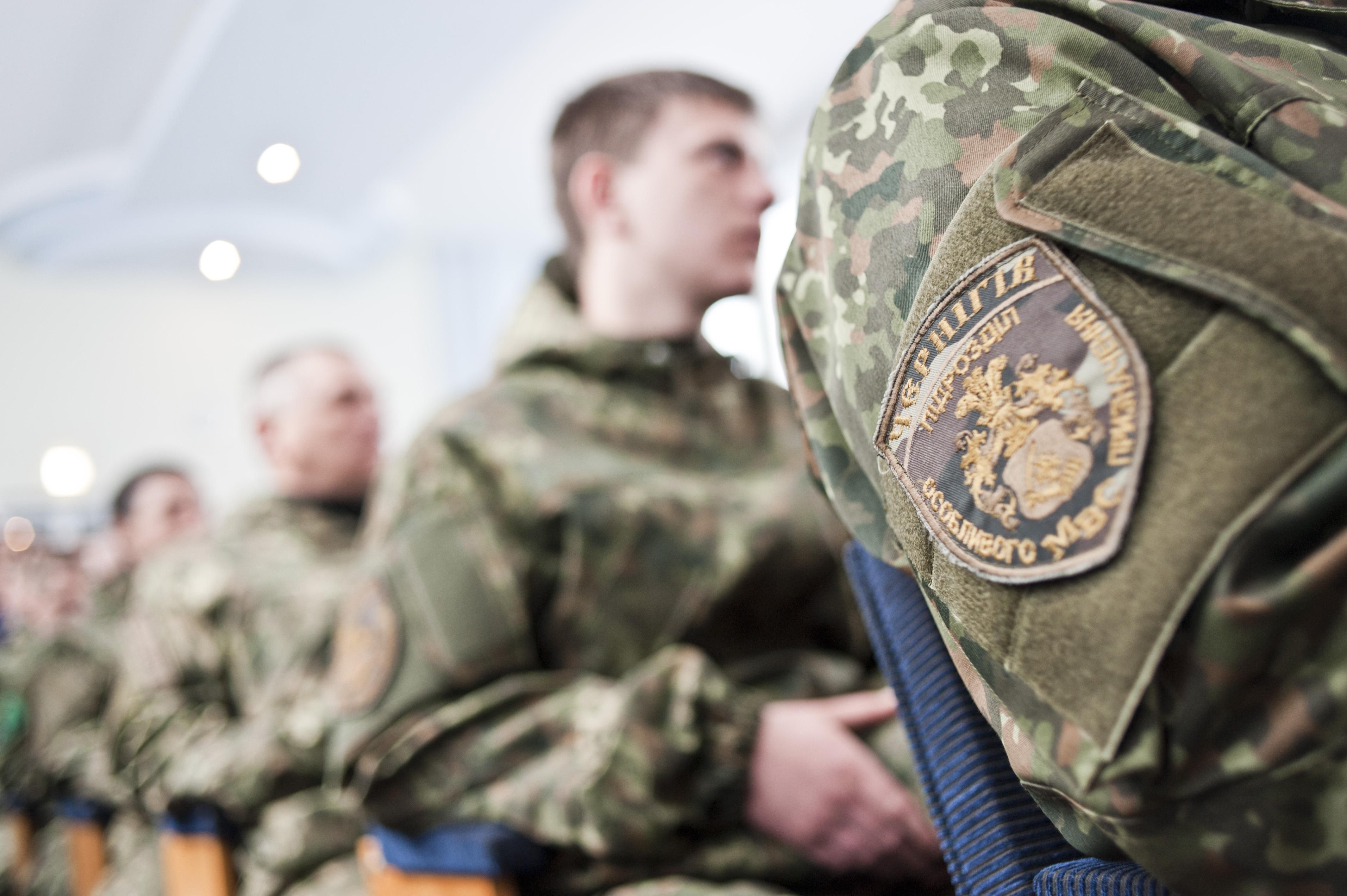 На фоне обострения с Россией выросло число добровольцев теробороны На фоне обострения с Россией выросло число добровольцев теробороны