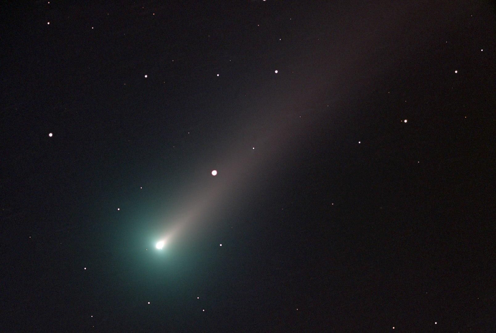 Найяскравіша комета 2021 року: як побачити хвостату гостю - Новини технологій - Техно