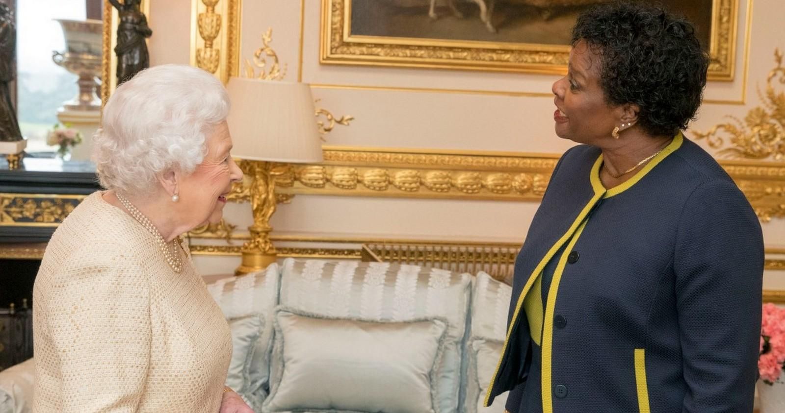 Барбадос выходит из-под британской короны и становится республикой Барбадос выходит из-под британской короны и становится республикой