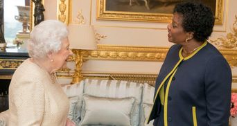 Барбадос выходит из-под британской короны и становится республикой