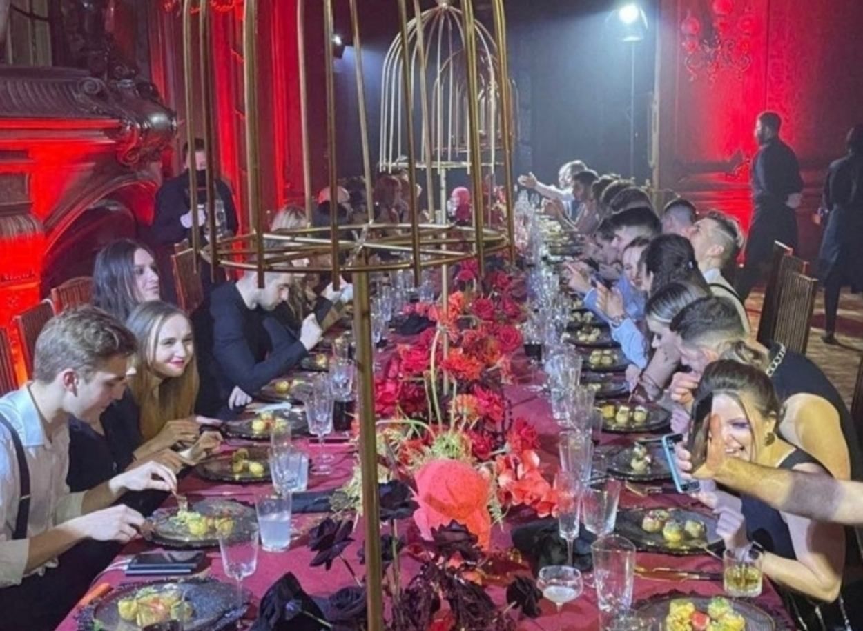 Ми їм сценарій не писали, – у Будинку вчених прокоментували скандальну "голодну тусу" блогерів - Новини Львова - Львів Ми їм сценарій не писали, – у Будинку вчених прокоментували скандальну "голодну тусу" блогерів - Новини Львова - Львів