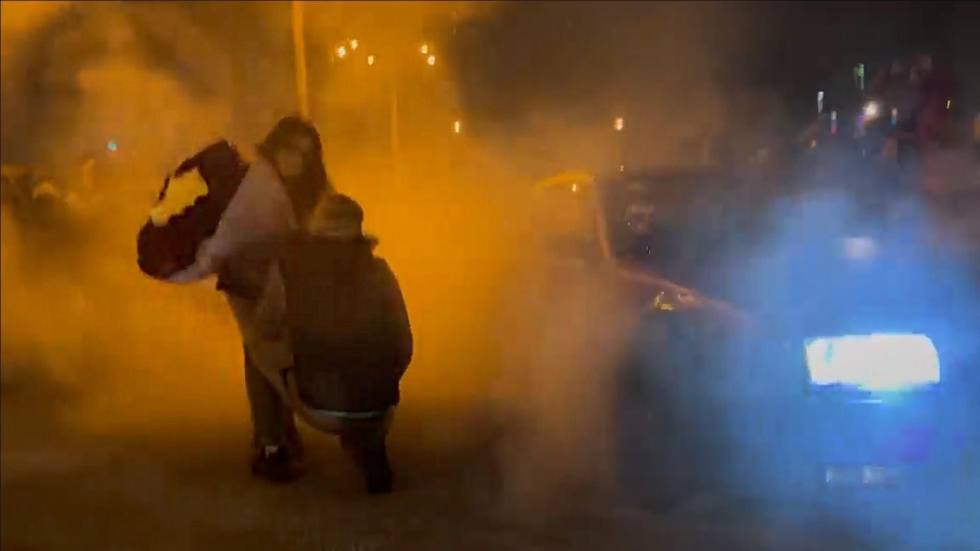 У Дніпрі хлопець екстремально освідчився дівчині поміж дрифту автомобілів: епічне відео - Дніпро У Дніпрі хлопець екстремально освідчився дівчині поміж дрифту автомобілів: епічне відео - Дніпро