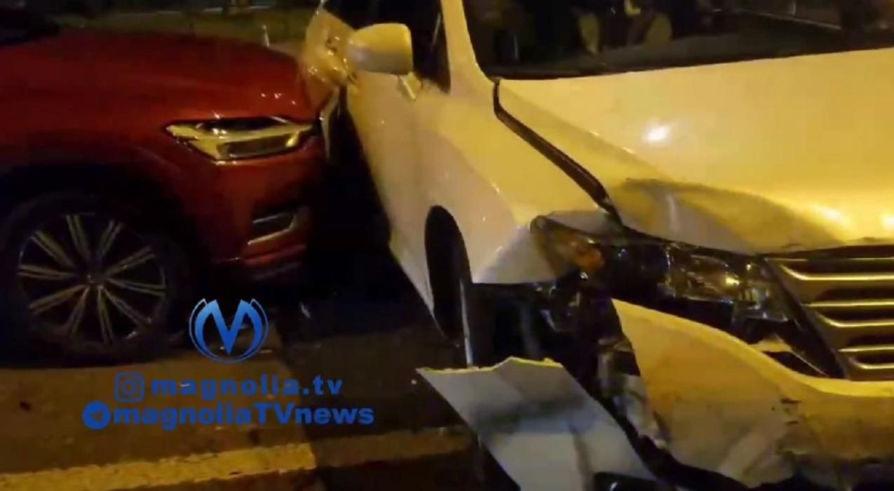У центрі Києва водій влаштував перегони з поліцією і розтрощив 4 автівки - Київ