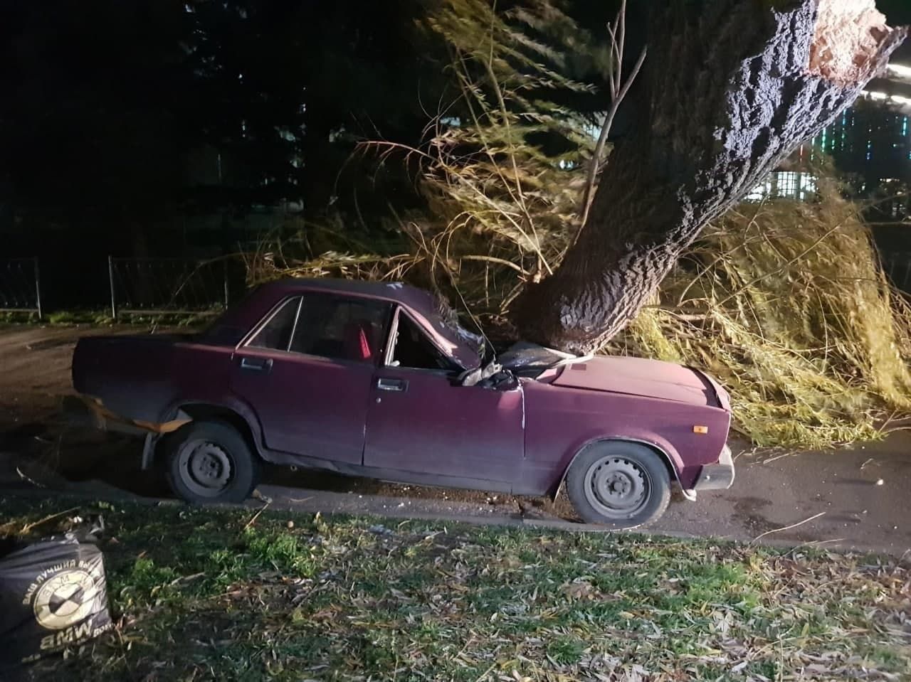 Негода у Криму: тисячі людей залишились без світла, постраждалих госпіталізували - 24 Канал Негода у Криму: тисячі людей залишились без світла, постраждалих госпіталізували - 24 Канал