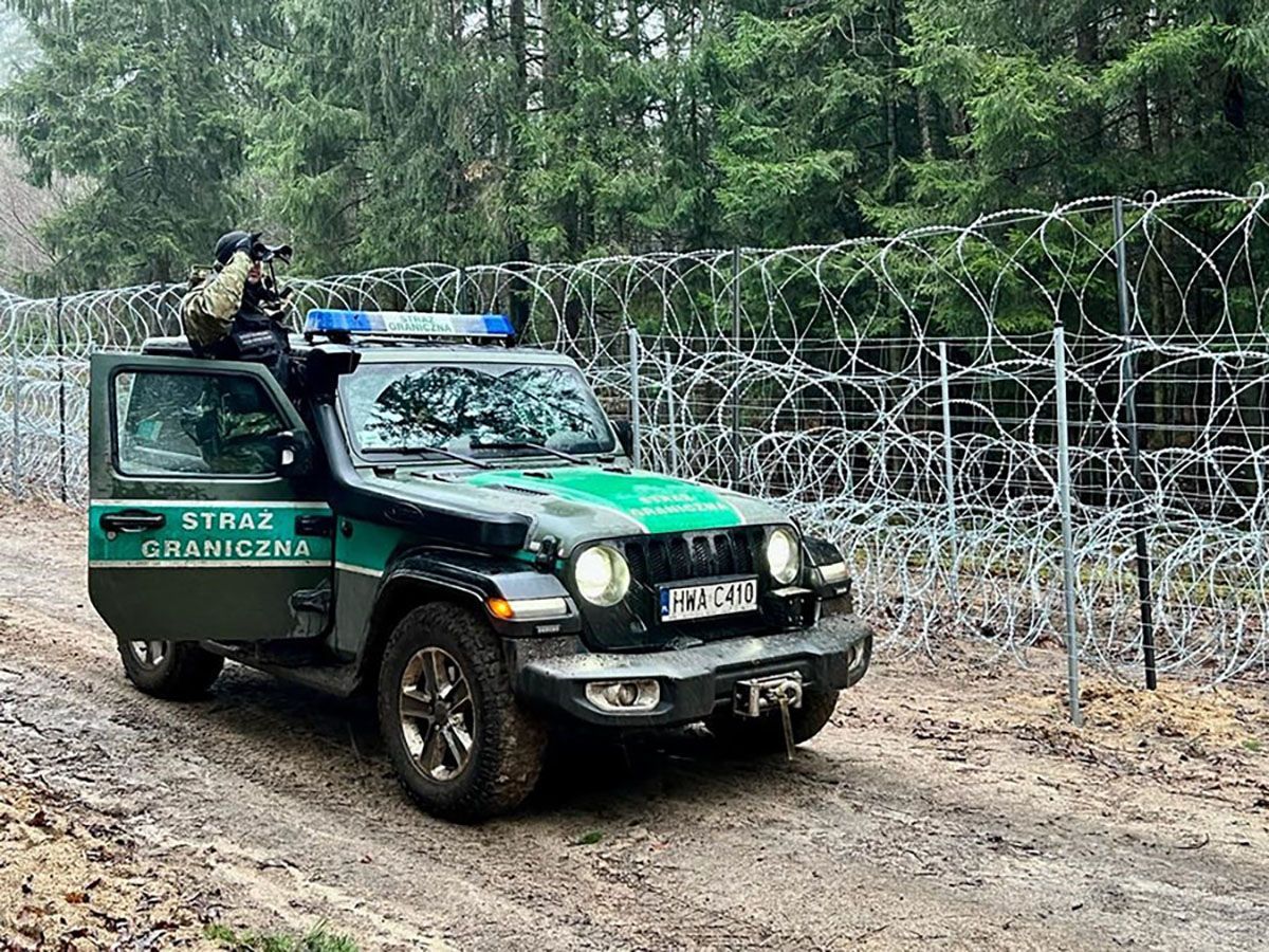 Нова спроба прориву: що відбувається на кордоні Білорусі та Польщі - новини Білорусь - 24 Канал