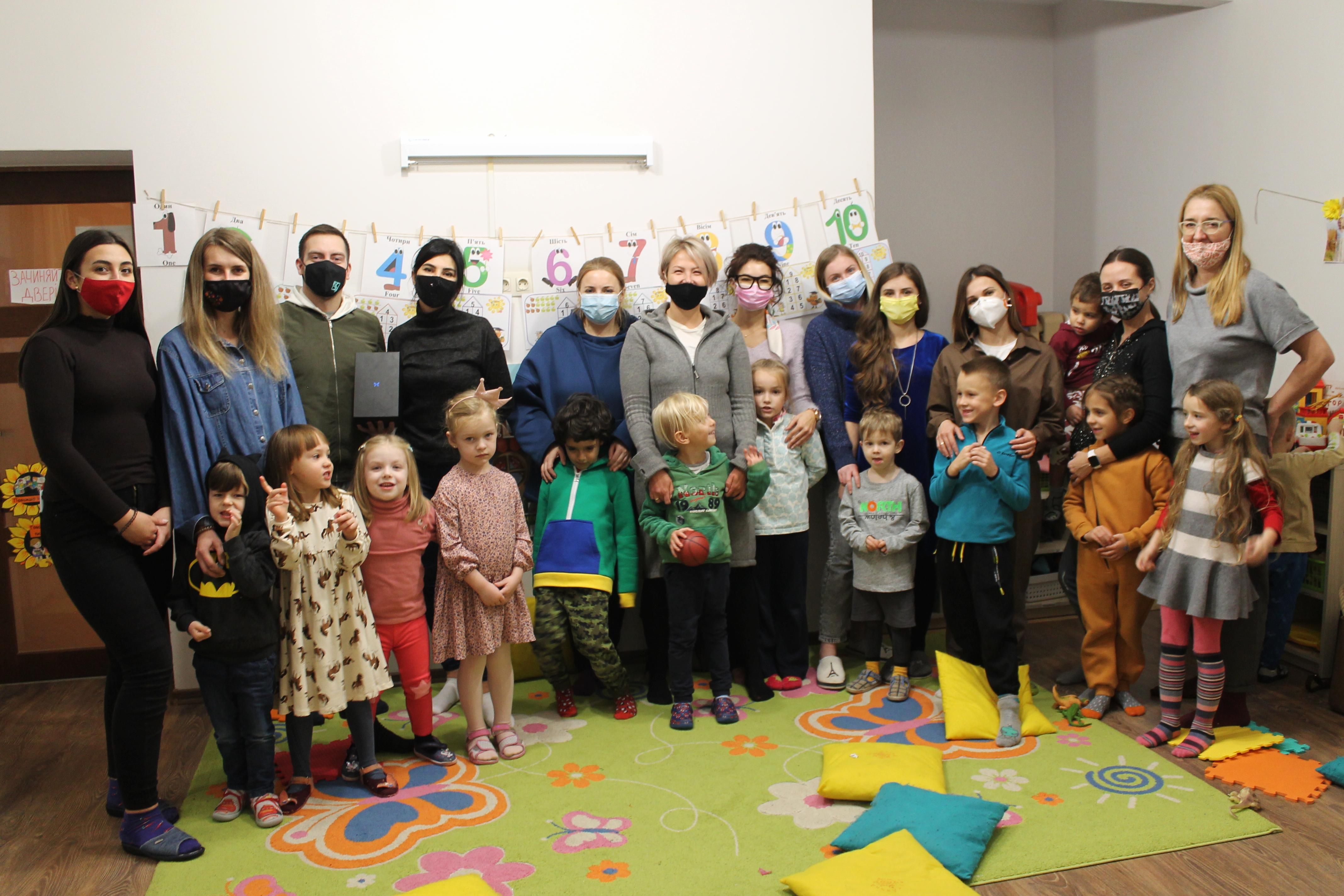 Дитяча лікарня на Орлика отримала портативний апарат УЗД: у межах благодійної акції "Діти дітям" - Новини Львова - Львів Дитяча лікарня на Орлика отримала портативний апарат УЗД: у межах благодійної акції "Діти дітям" - Новини Львова - Львів