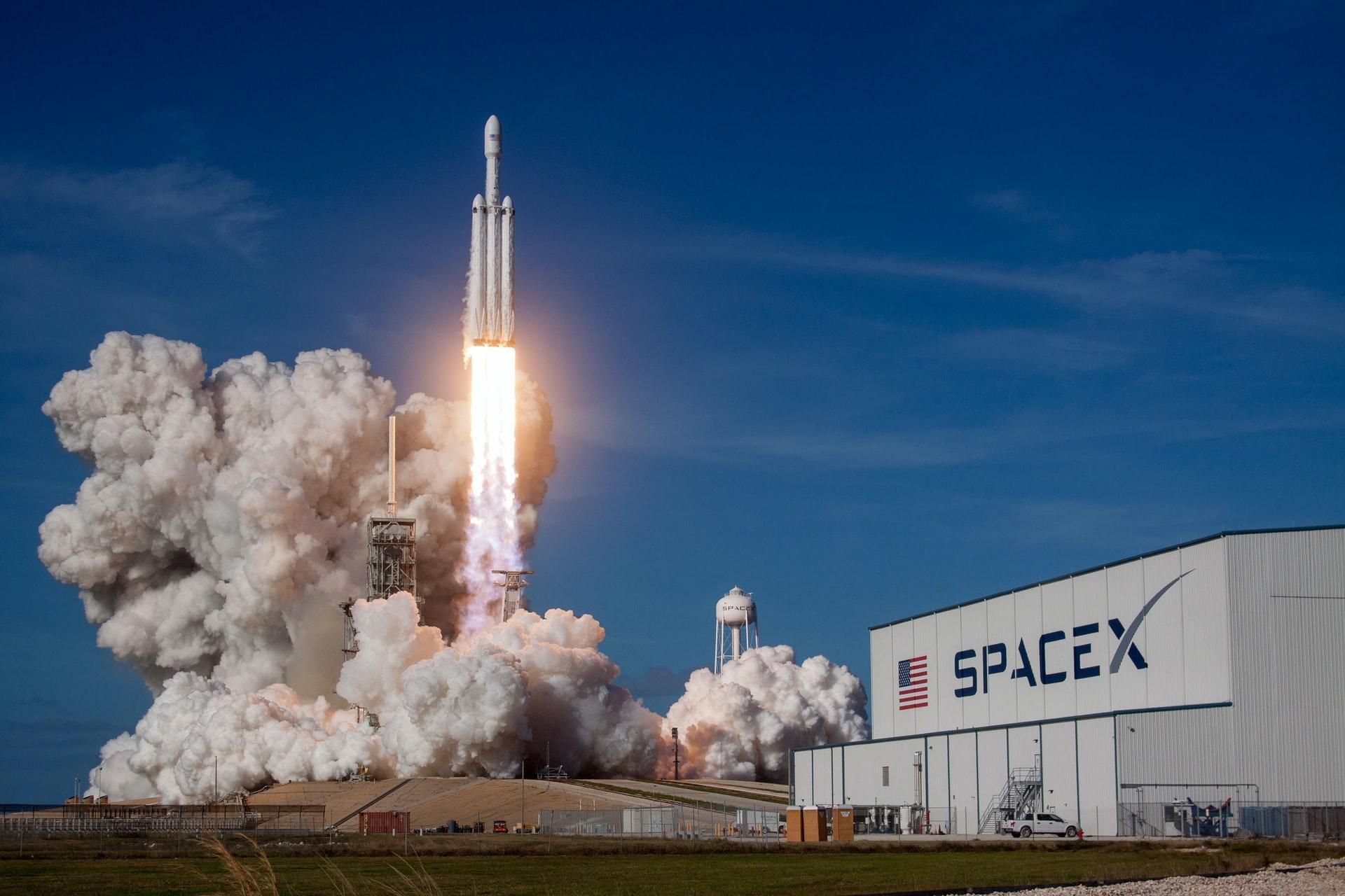 Ілон Маск заявив про можливе банкрутство SpaceX: що відбувається з компанією - Новини технологій - Техно
