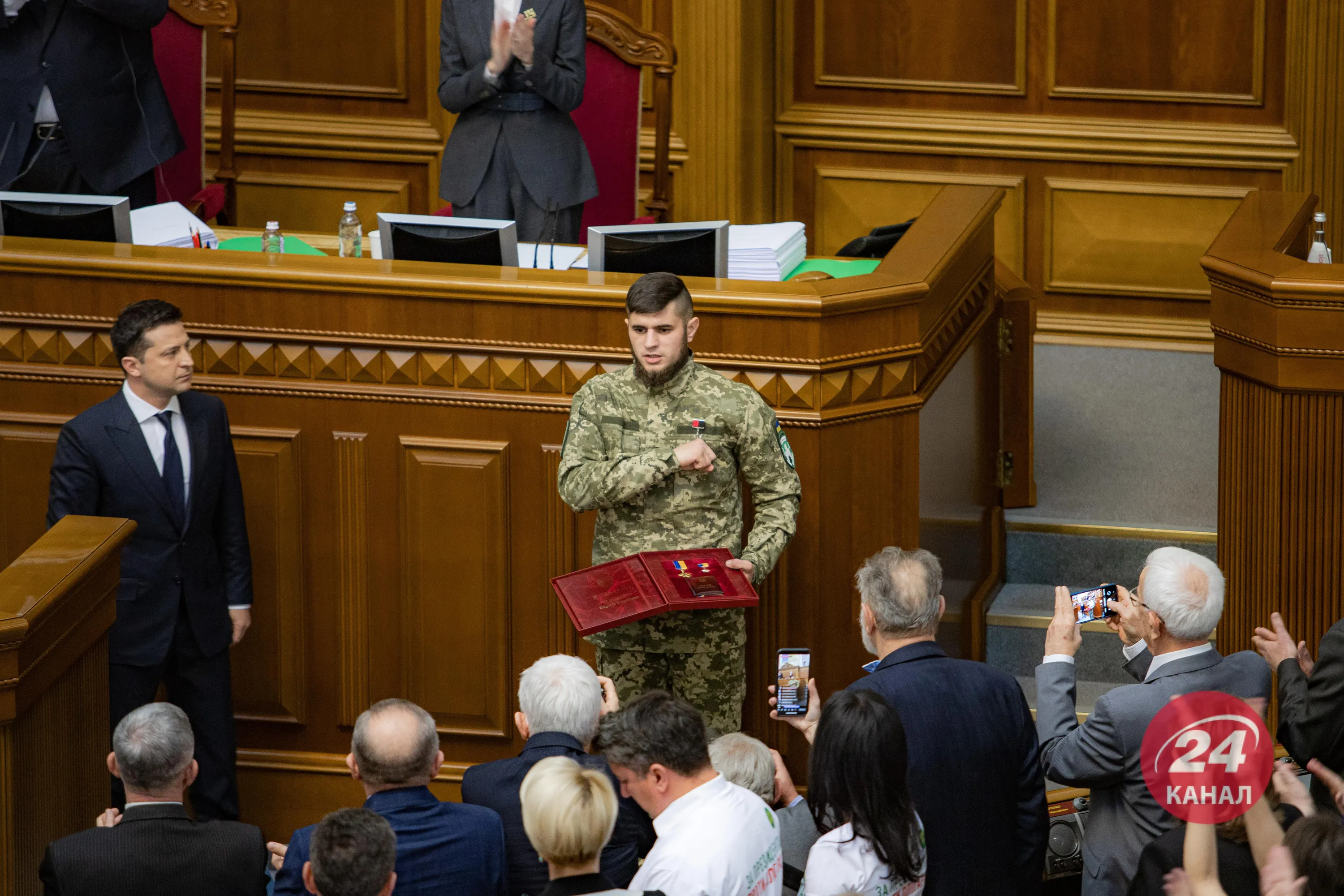 Вручення ордену Коцюбайлу Вручення ордену Коцюбайлу