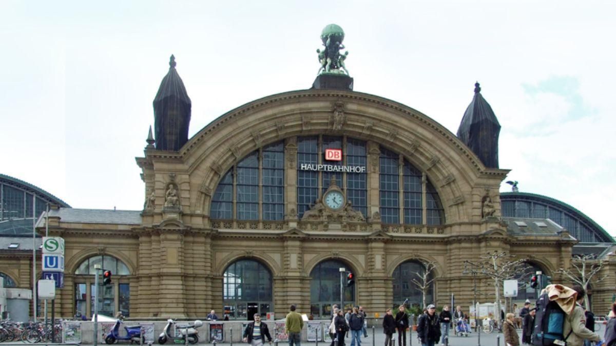 В центре Мюхена взорвалась бомба времен Второй мировой В центре Мюхена взорвалась бомба времен Второй мировой