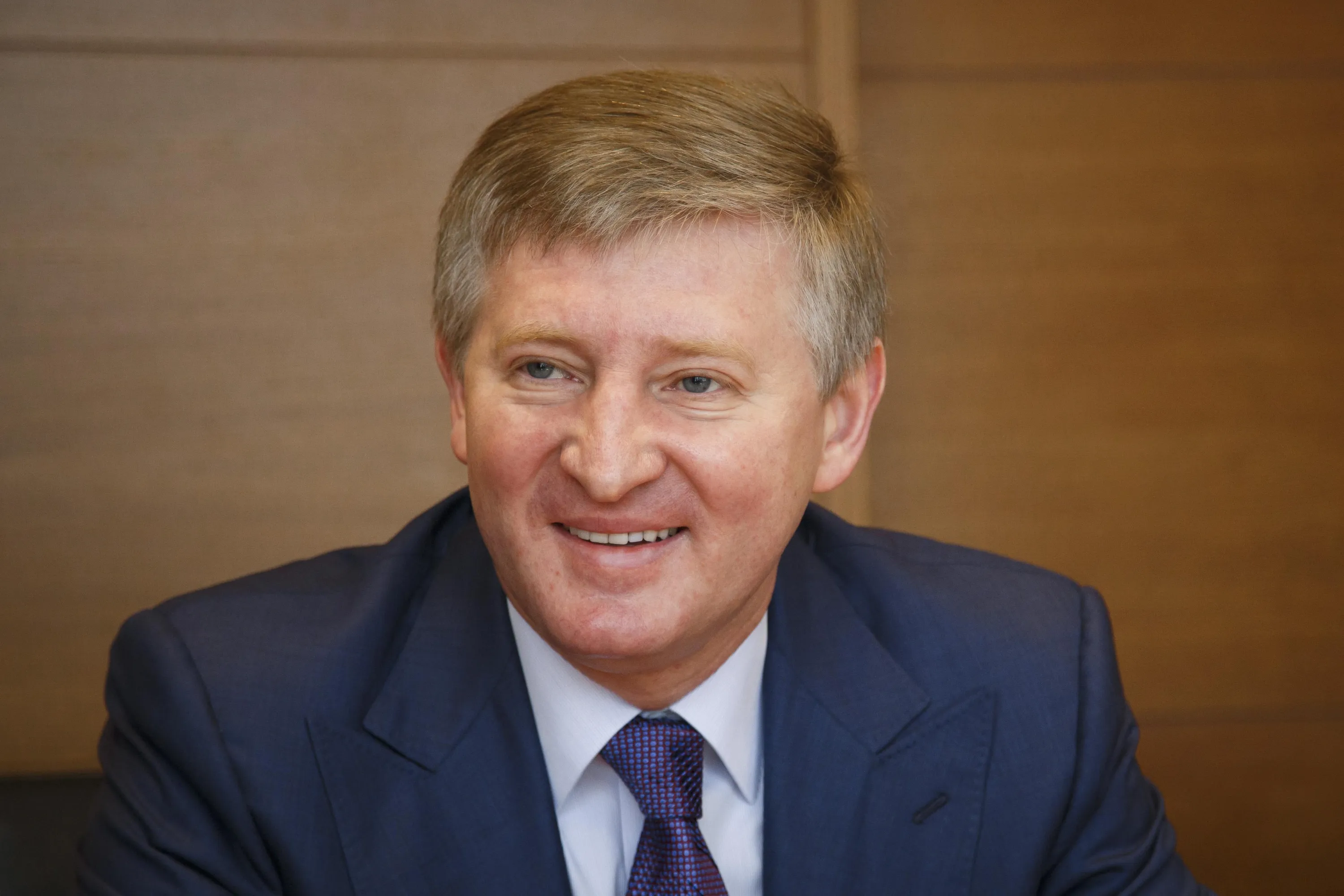 Рінат Ахметов Рінат Ахметов