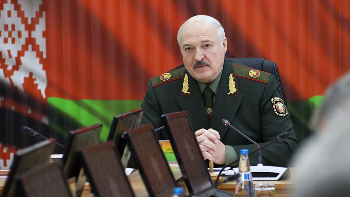Знайшов винних: Лукашенко заявив, що мігрантів до Польщі везуть чеченці - новини Білорусь - 24 Канал