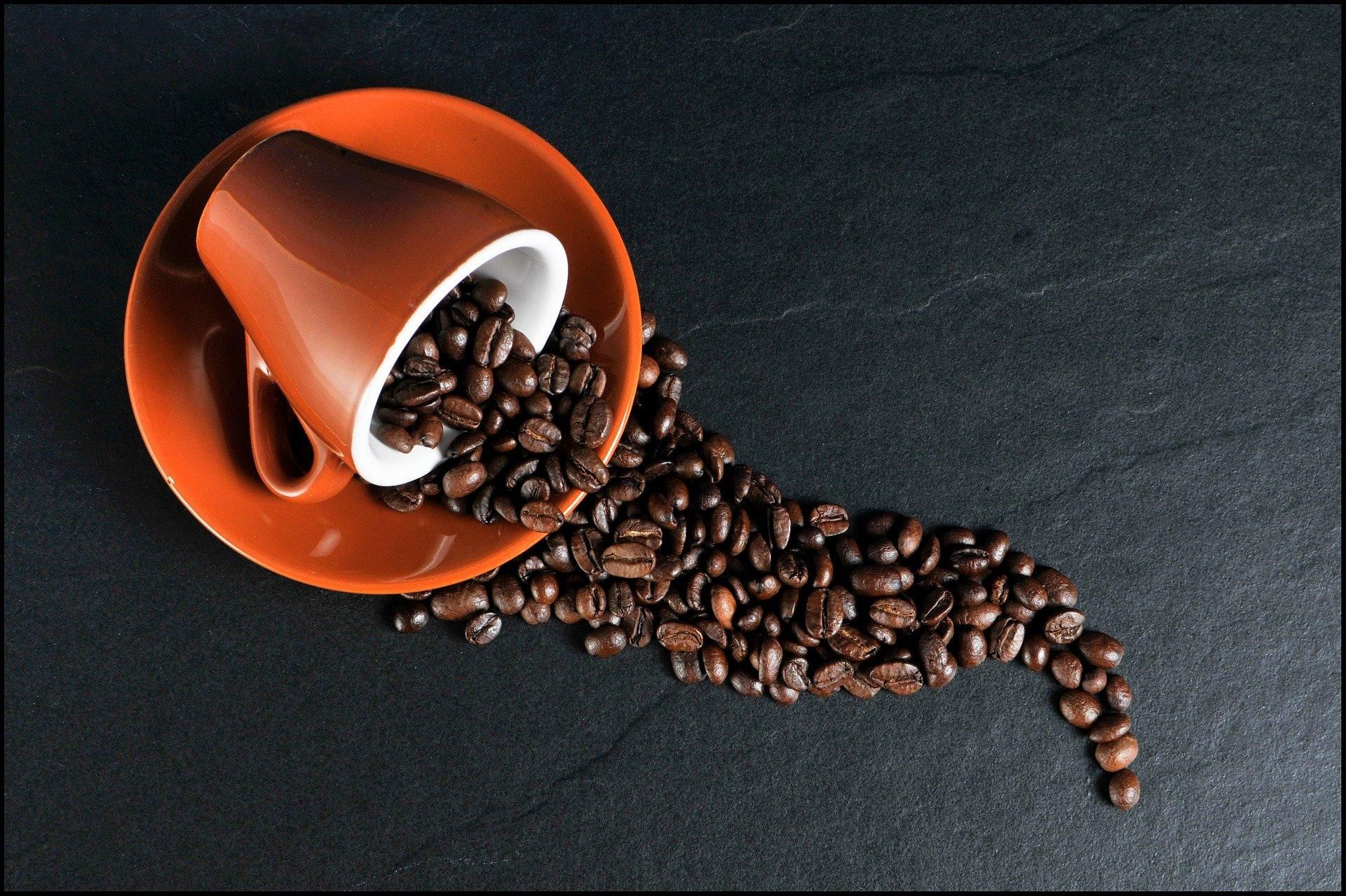 Цена кофе обновила десятилетний максимум: почему продукт рекордно подорожал - Экономика