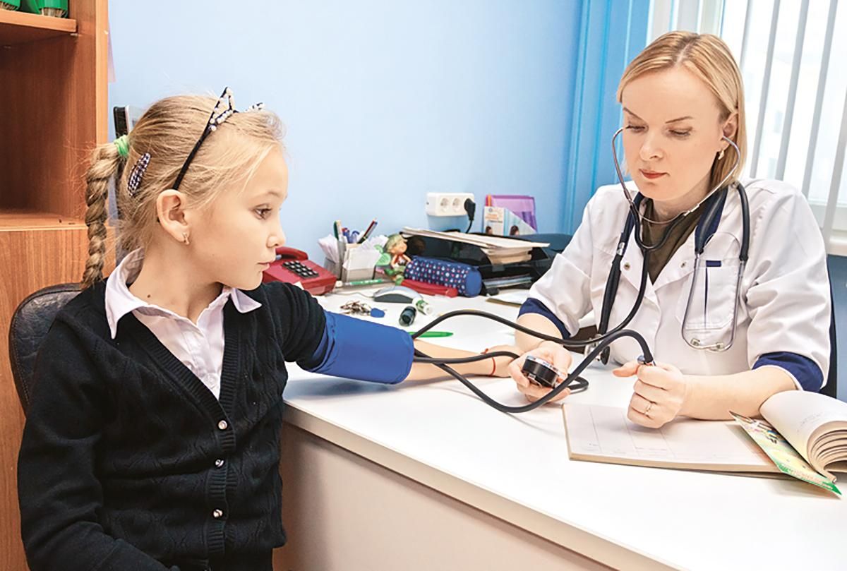 Шкільні медсестри можуть отримувати 13 тисяч гривень зарплати, – Гришина - Україна новини - Освіта