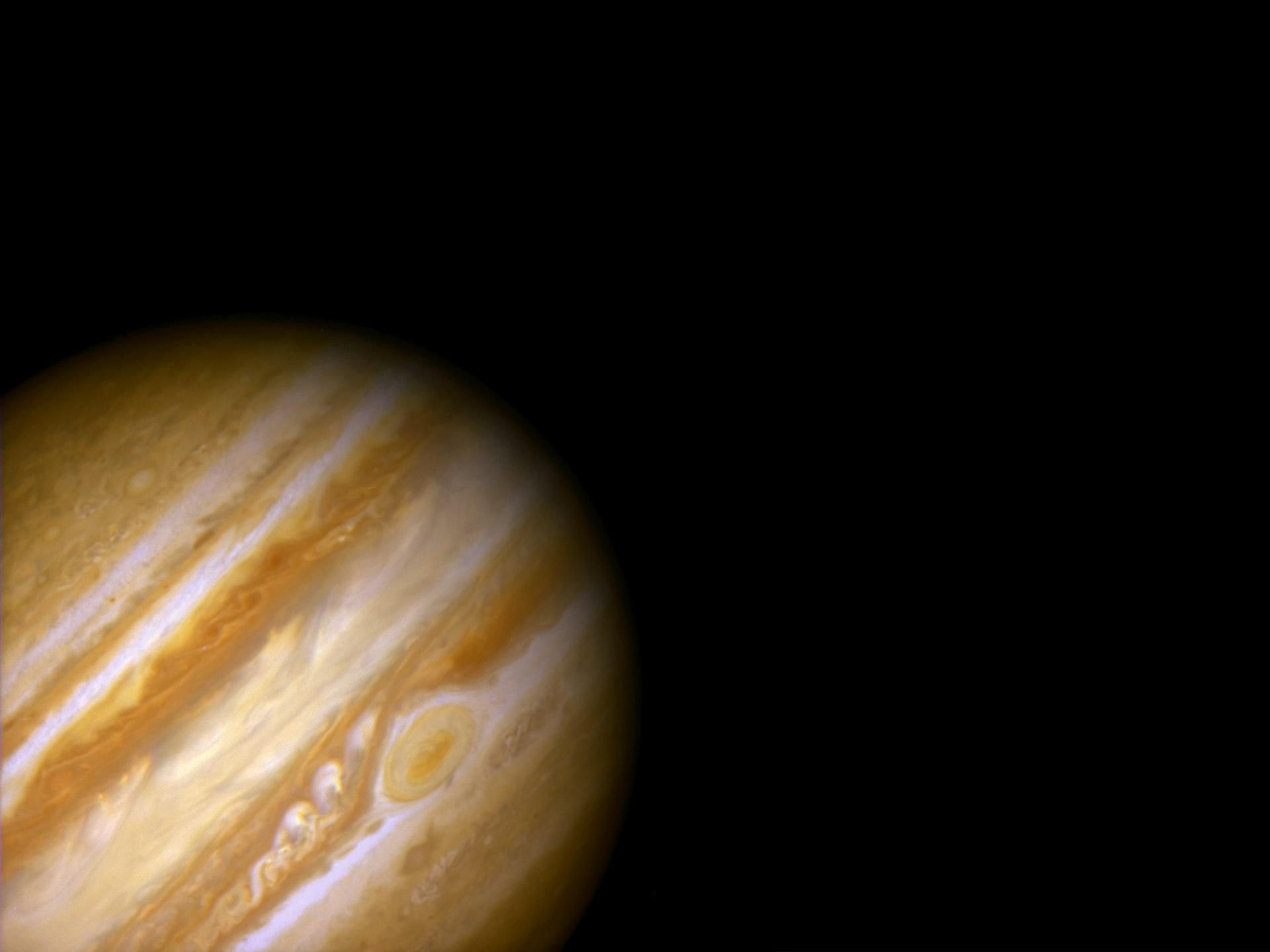 NASA отримало нові якісні знімки Юпітера: приголомшливі фото - Новини технологій - Техно
