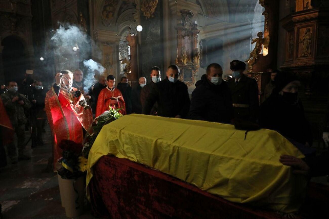 У Львові попрощалися з кіборгом, який 6 років вважався зниклим безвісти - Новини Львова сьогодні - Львів