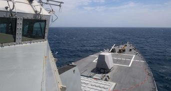 Вдруге за час перебування в Чорному морі: ракетний есмінець США прибув до Румунії
