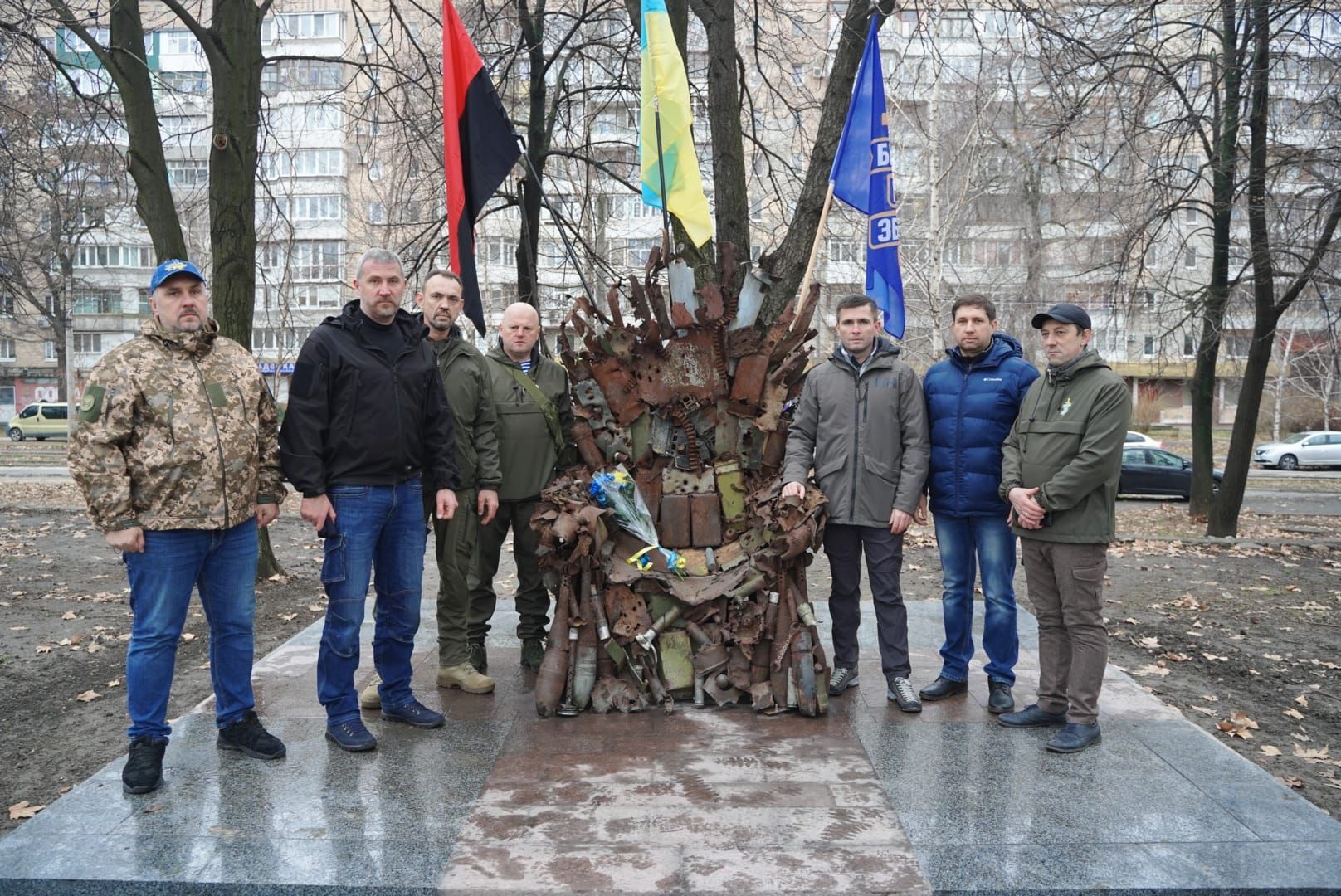 Реальніший, ніж у "Грі престолів": у Запоріжжі встановили "Залізний трон Сходу" - Новини Запоріжжя сьогодні - 24 Канал