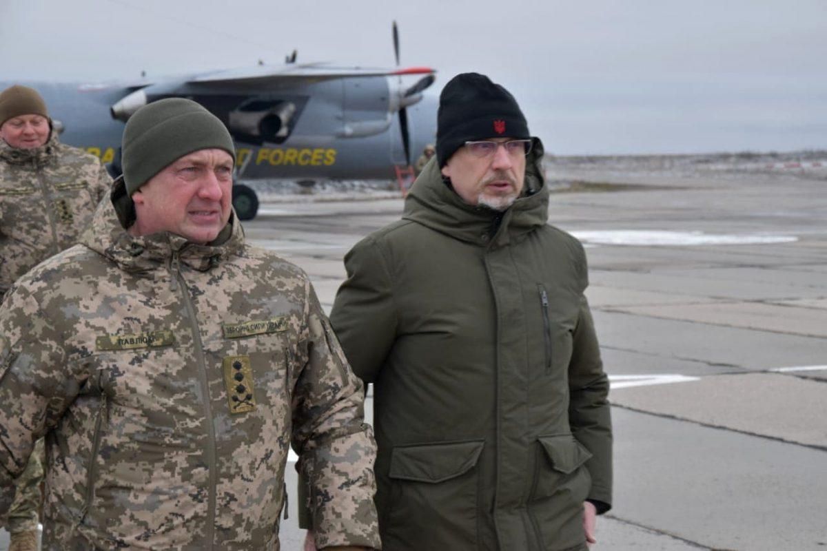 Росіяни кому завгодно можуть говорити, що "іхтамнєт", але не мені, – Резніков - 24 Канал Росіяни кому завгодно можуть говорити, що "іхтамнєт", але не мені, – Резніков - 24 Канал