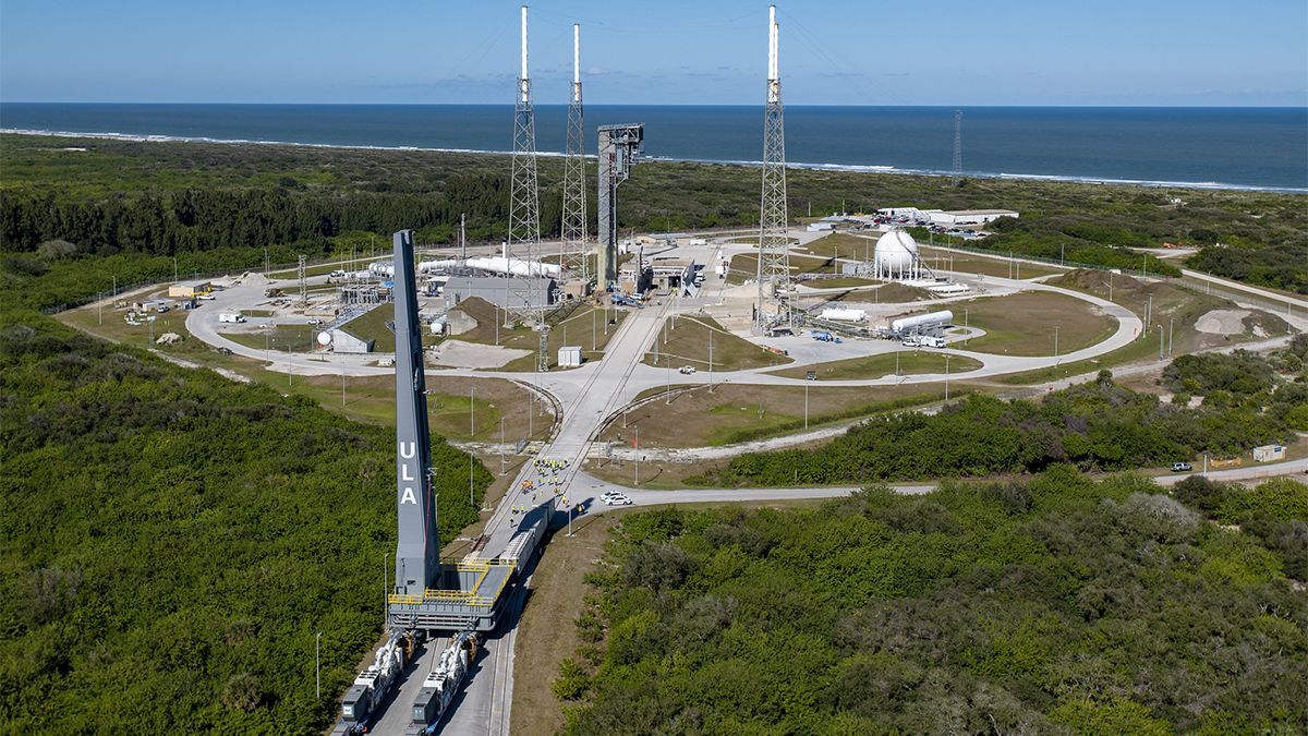 Компания Джеффа Безоса до сих пор задерживает поставки ракетных двигателей Компания Джеффа Безоса до сих пор задерживает поставки ракетных двигателей