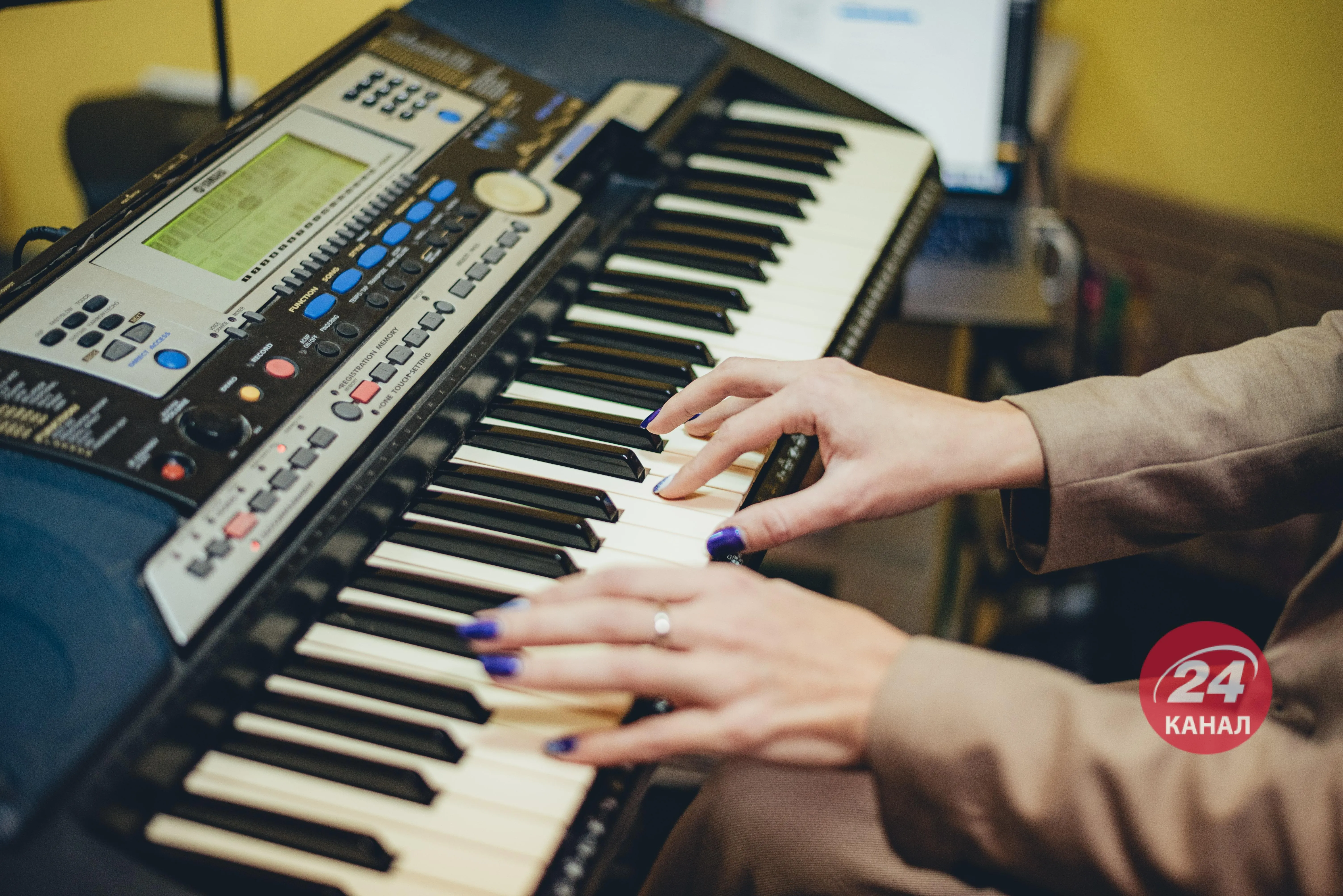 Інтерв'ю 24 каналу з Оленою Усенко Інтерв'ю 24 каналу з Оленою Усенко