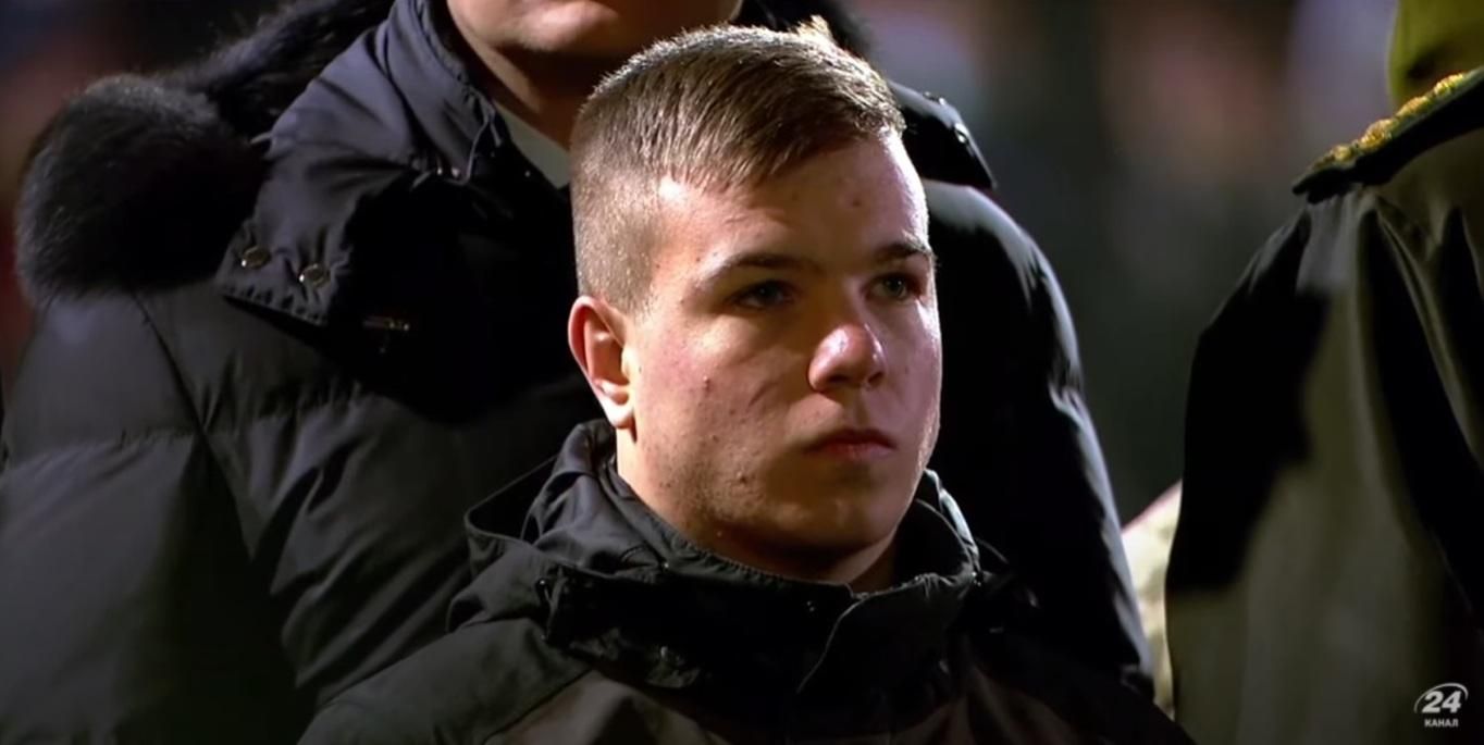 Участь в урочистостях ЗСУ взяв курсант, що єдиний вижив в авіакатастрофі під Чугуєвом - Новини Харкова - Харків Участь в урочистостях ЗСУ взяв курсант, що єдиний вижив в авіакатастрофі під Чугуєвом - Новини Харкова - Харків