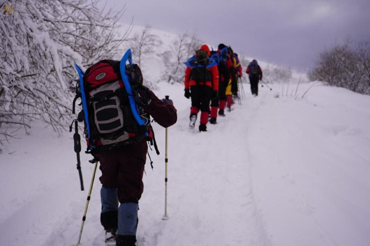 У Карпатах знайшли тіло туриста, який 4 грудня зник на снігоході - Свіжі новини Ужгорода - 24 Канал У Карпатах знайшли тіло туриста, який 4 грудня зник на снігоході - Свіжі новини Ужгорода - 24 Канал