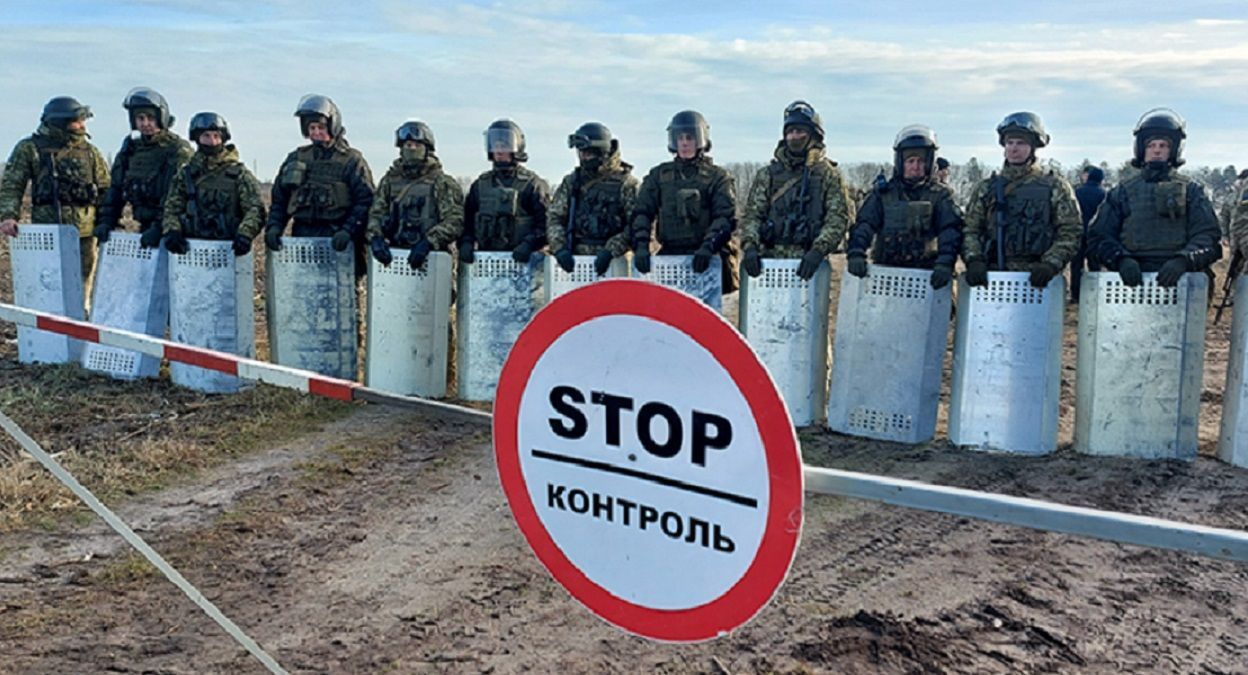 Силовики на Ровненщине отработали "прорыв границы мигрантами" Силовики на Ровненщине отработали "прорыв границы мигрантами"