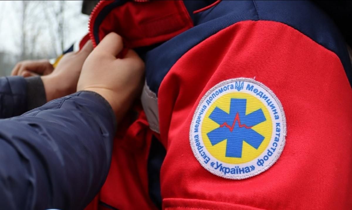 Бив водія, зламав техніку: на Черкащині неадекватний чоловік напав на бригаду швидкої - Новини Черкас - 24 Канал Бив водія, зламав техніку: на Черкащині неадекватний чоловік напав на бригаду швидкої - Новини Черкас - 24 Канал