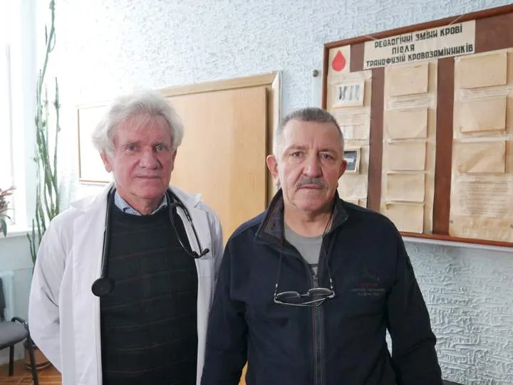 Тромби довжиною 30 сантиметрів: львівські хірурги врятували чоловіка з 3 складними патологіями Тромби довжиною 30 сантиметрів: львівські хірурги врятували чоловіка з 3 складними патологіями